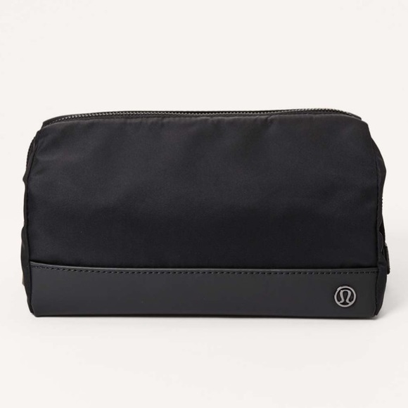 lululemon athletica Handbags - Everywhere Kit SOLD OUT NWT